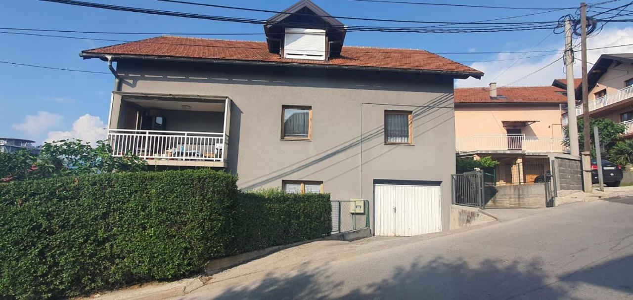 Apartman Family Σαράγεβο Εξωτερικό φωτογραφία