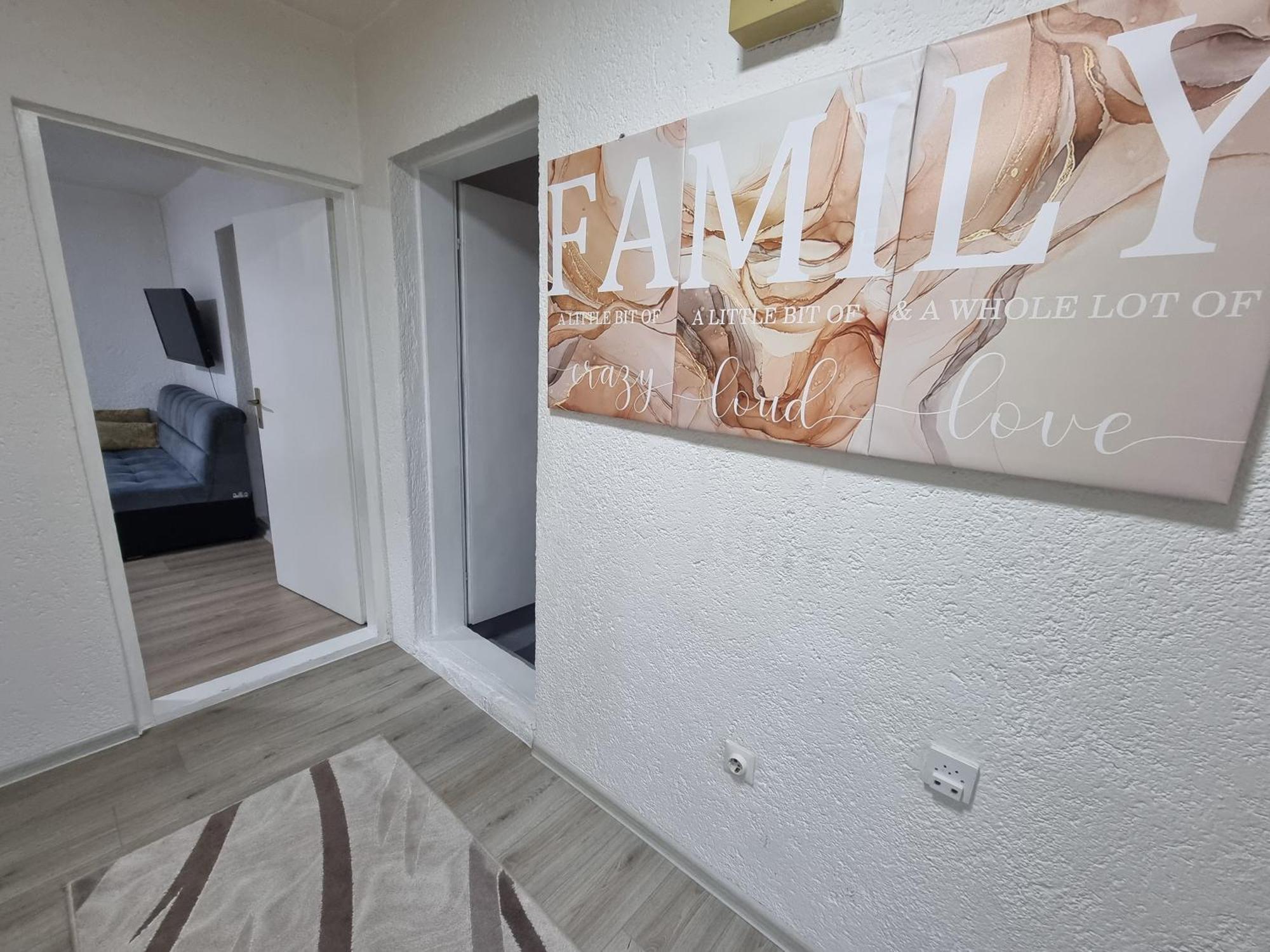 Apartman Family Σαράγεβο Εξωτερικό φωτογραφία